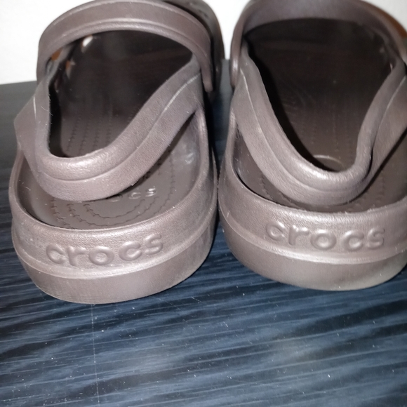 Crocs - Picture 2 of 5